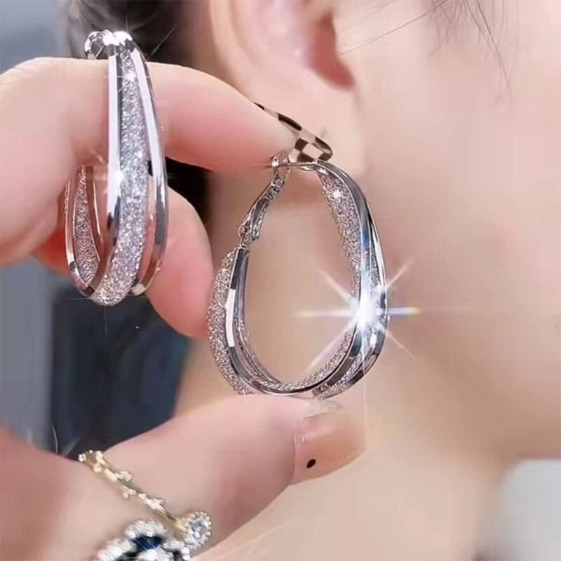 Donna | Oval glossy hoop earrings