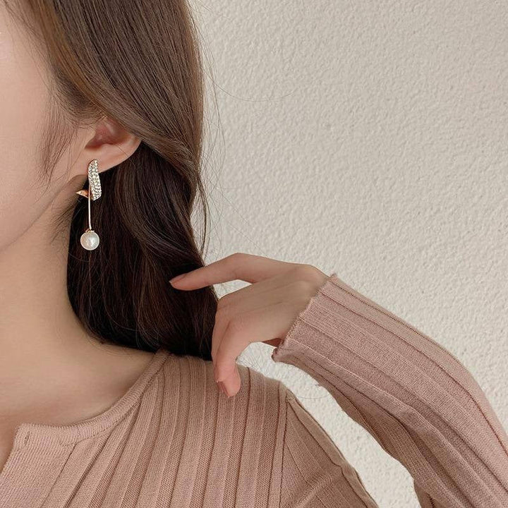 Alessandra Pearl Earrings
