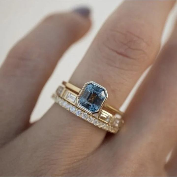 Evi | Vintage Gold & Blue Ring Set