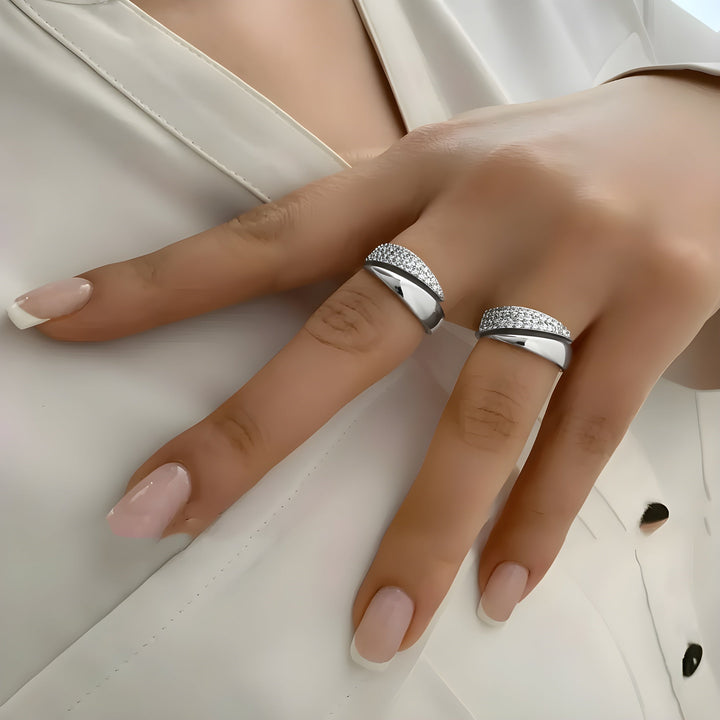 Belle | Elegant Gold Ring
