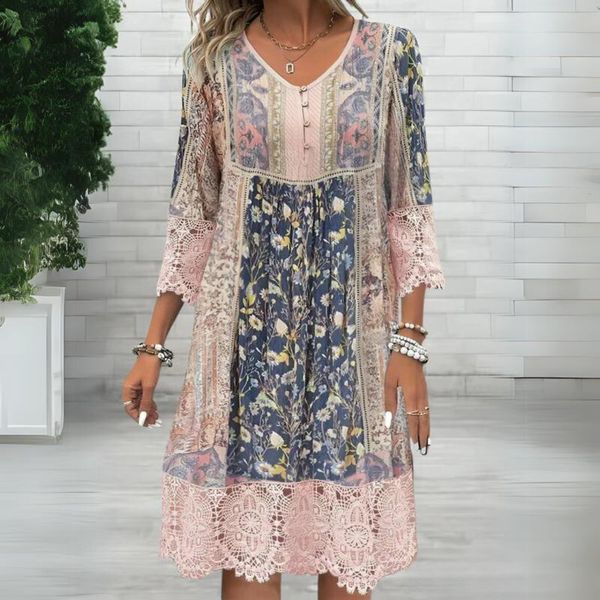 Emily Chic Dress