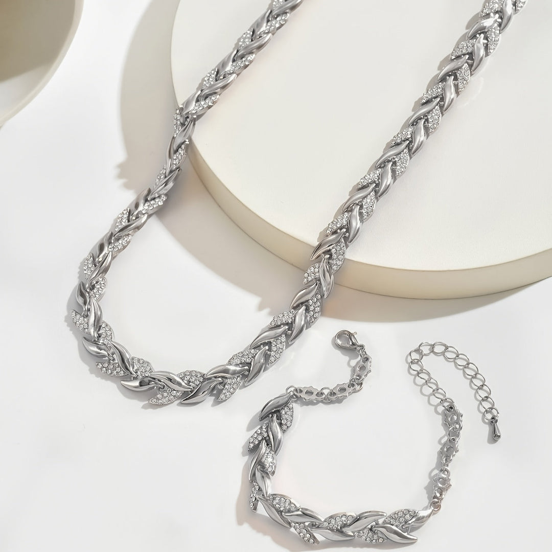 Leanne | Elegant glass fish tail set with crystals