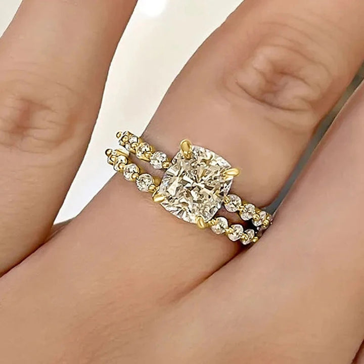 Bridal Cushion 2PC Ring Set | White Gold