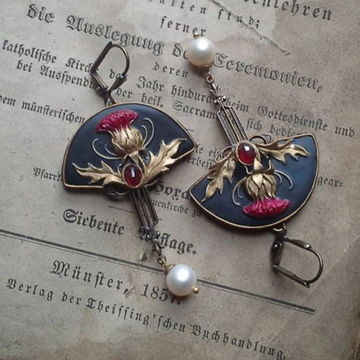 Nicole | Boho Earrings with Pearls and Red Crystal
