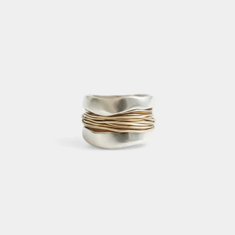 Belle | Silver Golden Threads Ring